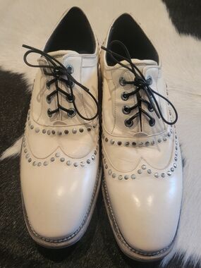 RARE John Varvatos Ivory Fleetwood Studded Wingtip Derby - Size 10 NEW